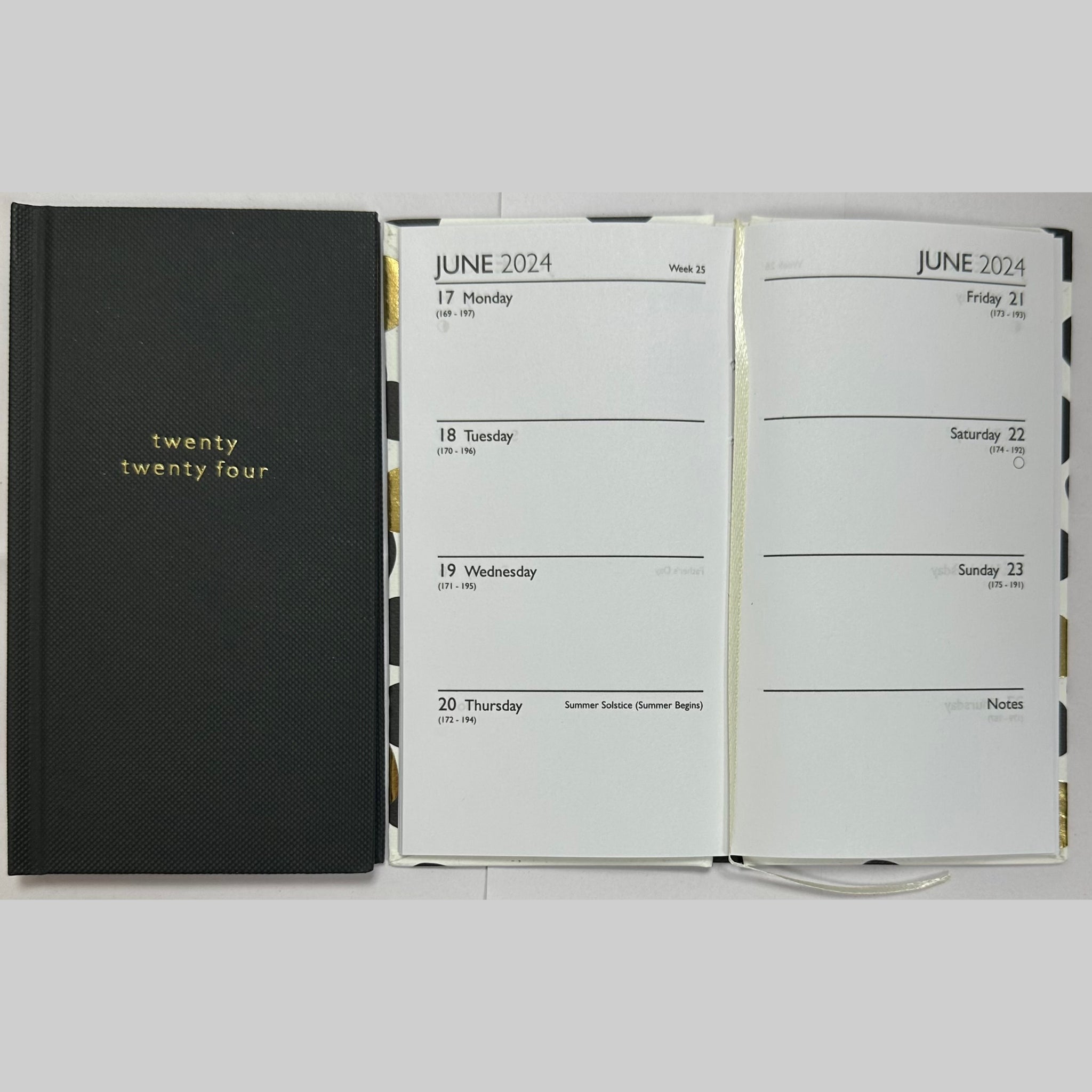 Beclen Harp 2024 Week to View/WTV Slim Padded Monochrome Textured Paper Fashion Diary With Hard Cover