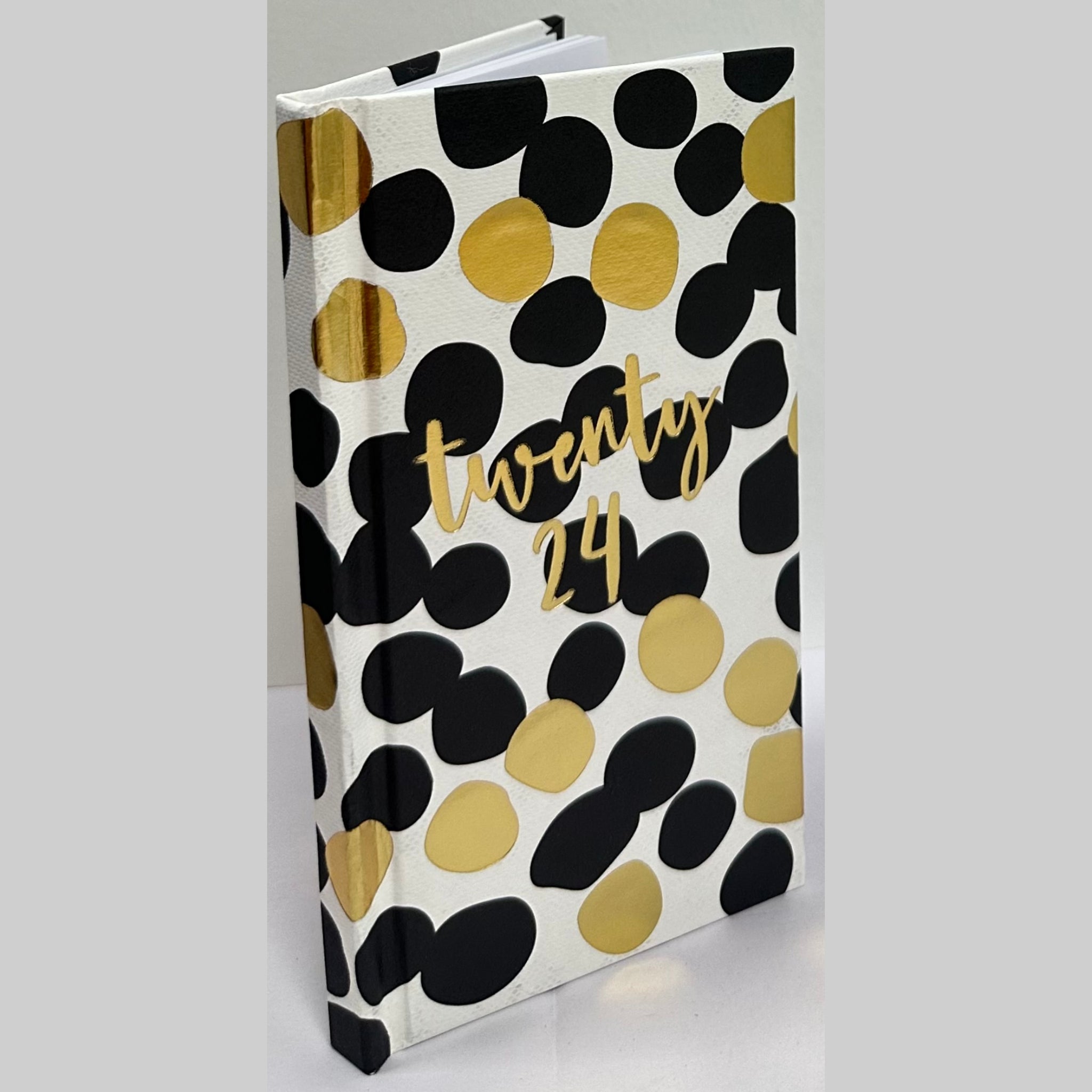 Beclen Harp 2024 Week to View/WTV Slim Padded Monochrome Textured Paper Fashion Diary With Hard Cover