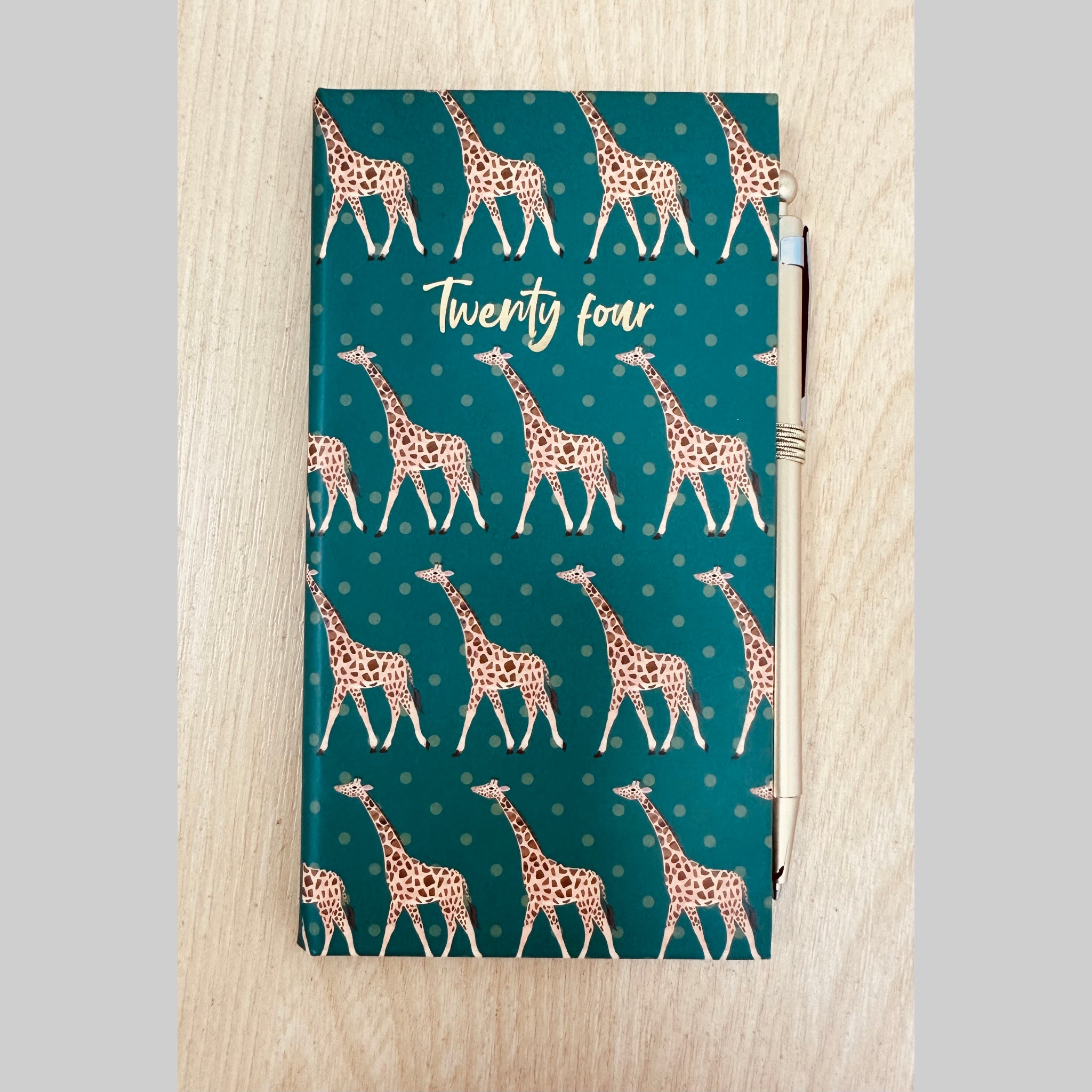 Beclen Harp 2026 Week To View/WTV Padded Hardback Slim Diary with Pen Planner Gift
