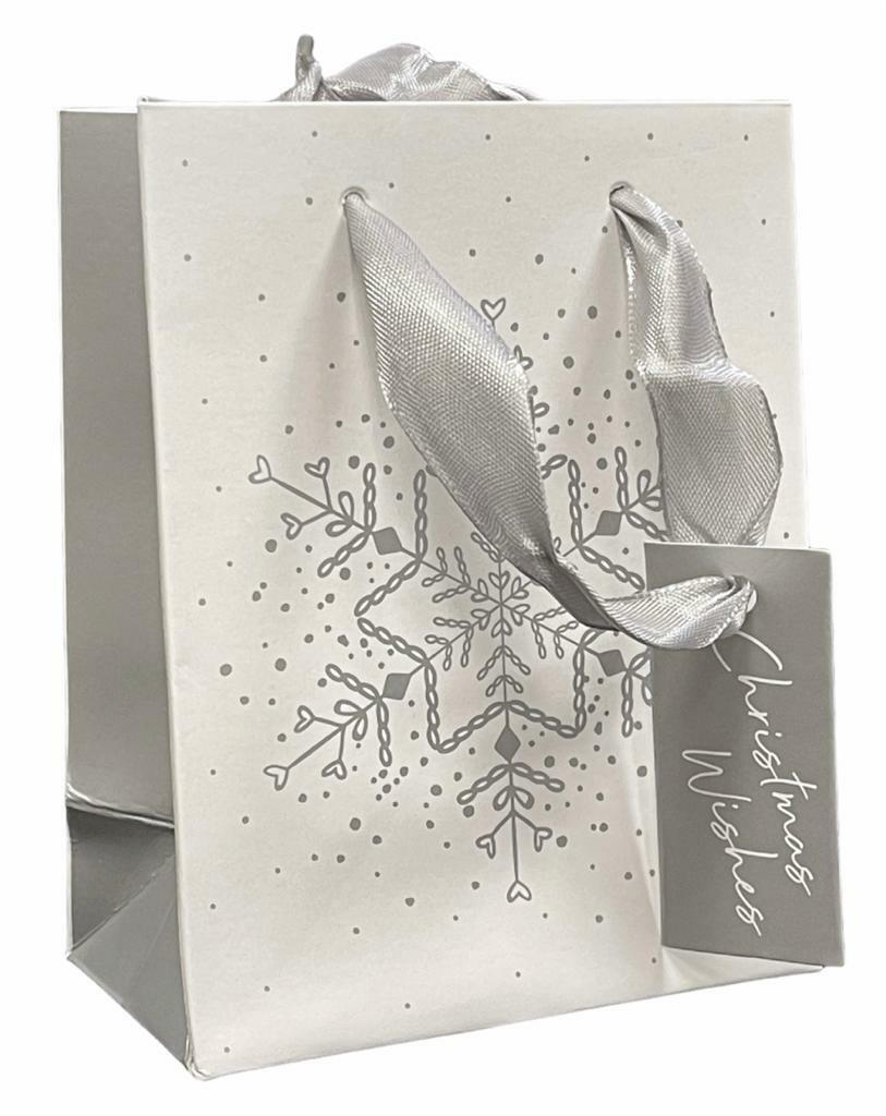 Beclen Harp Pack Of 3 Luxury Paper Present Snowflakes Gift Bags Christmas Gift Bag with Ribbon & Tag