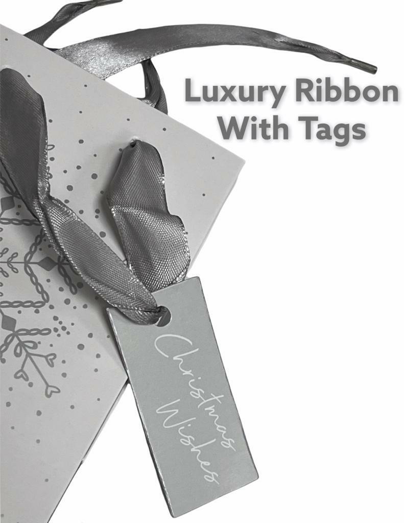 Beclen Harp Pack Of 3 Luxury Paper Present Snowflakes Gift Bags Christmas Gift Bag with Ribbon & Tag