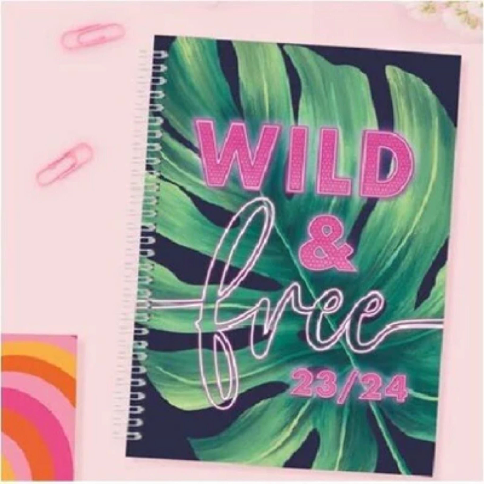 Beclen Harp 2023-2024 Academic A5 Week to View Tropical Wild Cover Diary School Year Teacher