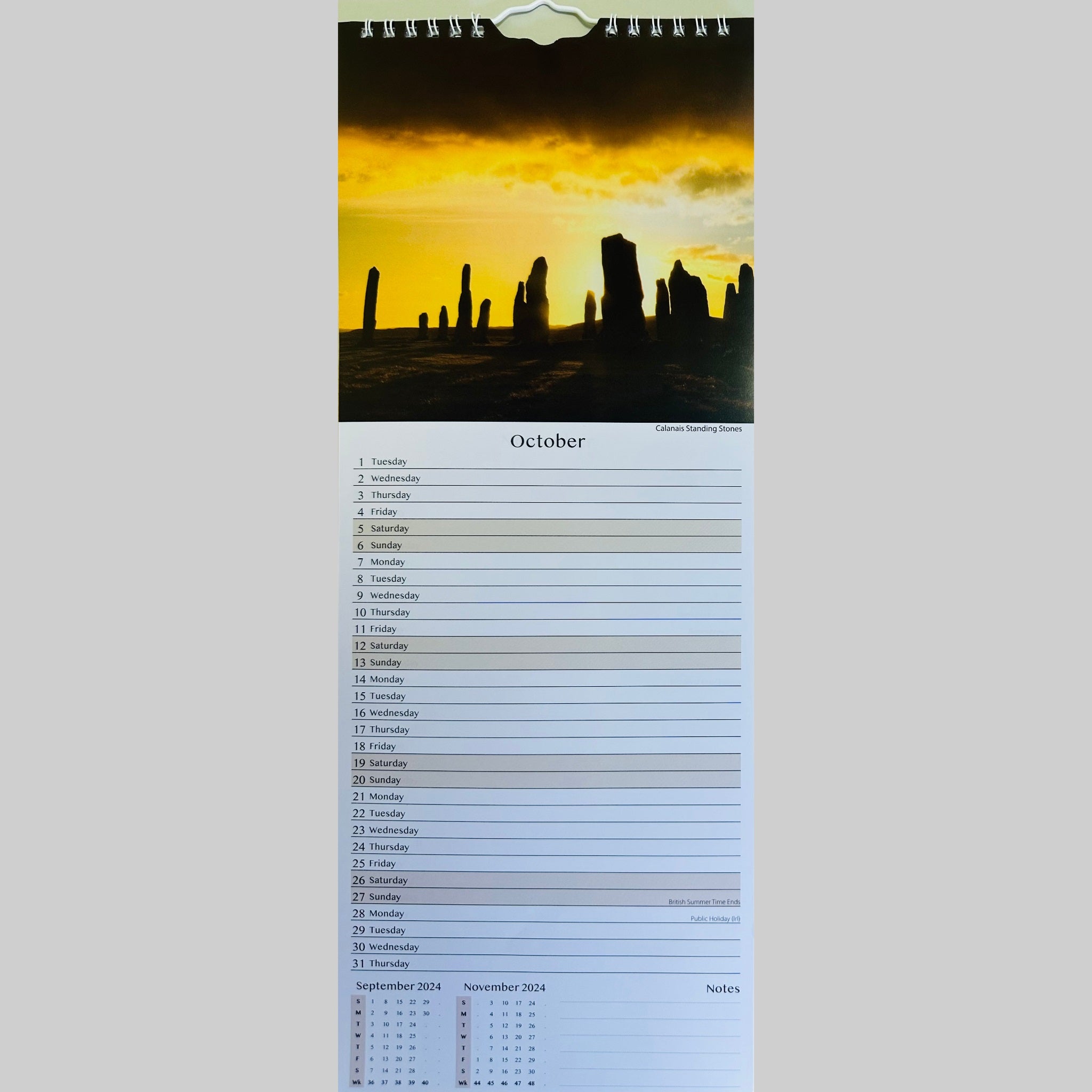 Beclen Harp Super Slim Month to View Spiral Bound Hanging Wall Calendar Home Office 2024 Scotland Red and Blue