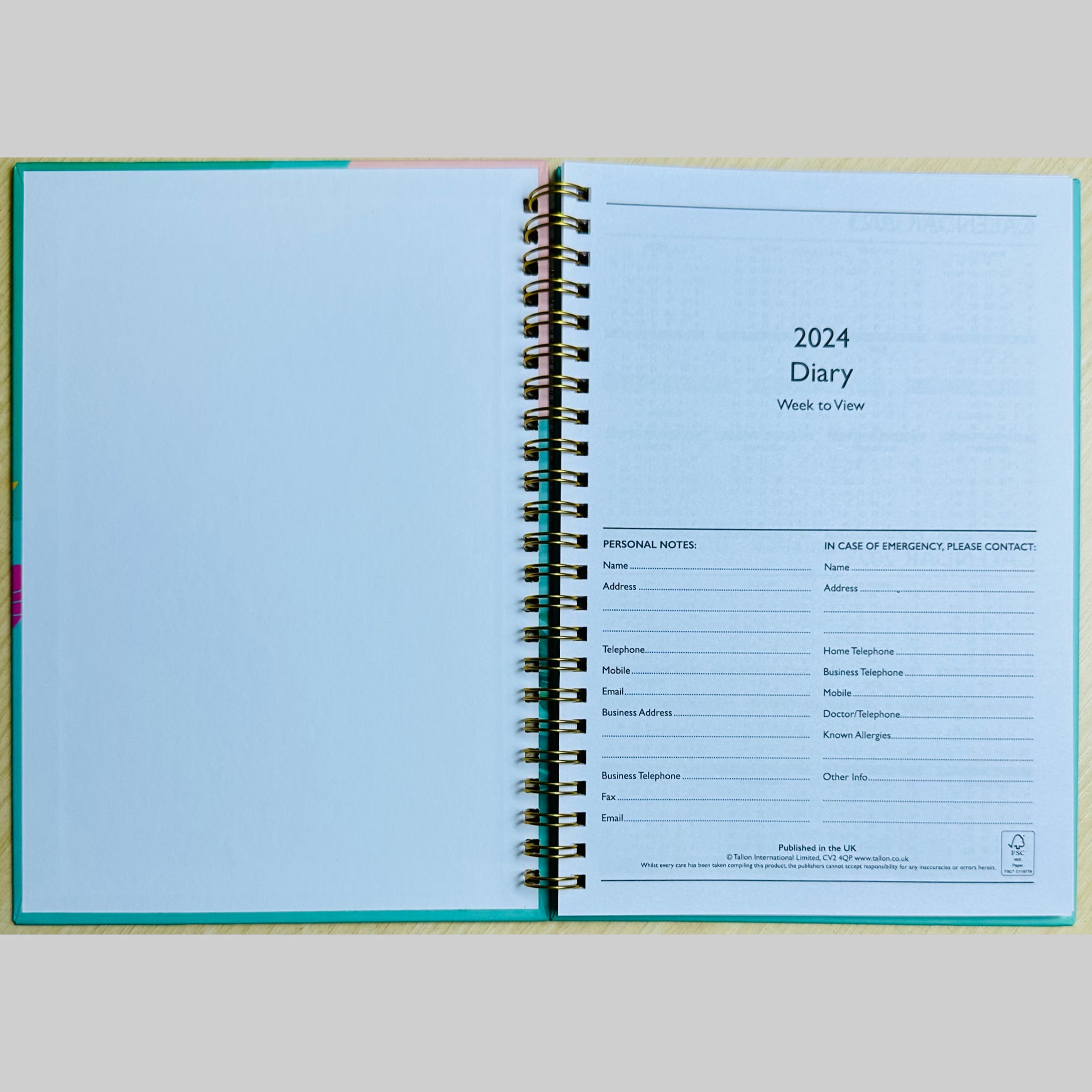 Beclen Harp 2024 Week To View/WTV Personal Executive A5 Diary With Tropical Print and Spiral Bonding/Wiro