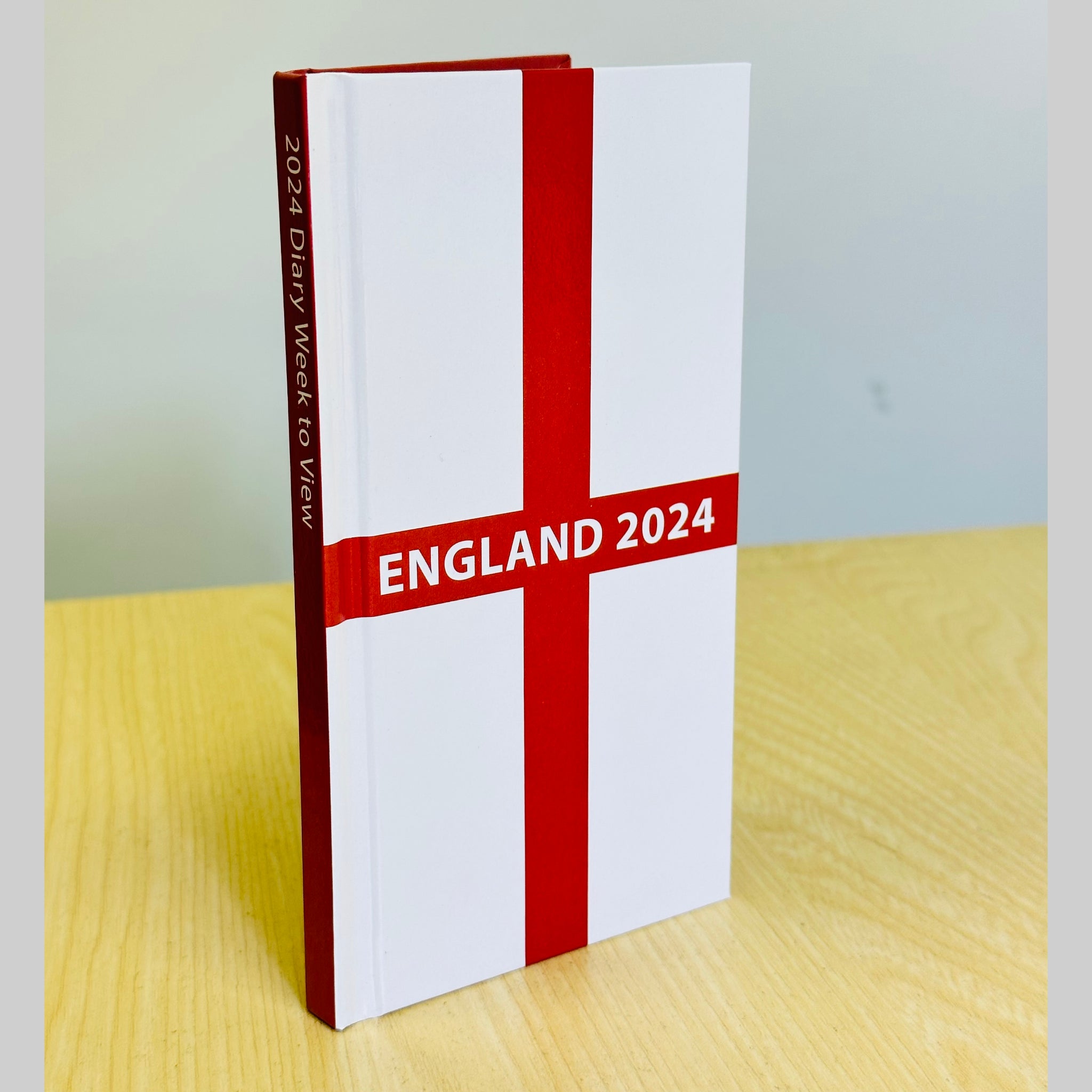 Beclen Harp 2026 Slim Week To View/WTV Personalized Luxury Executive England Diary
