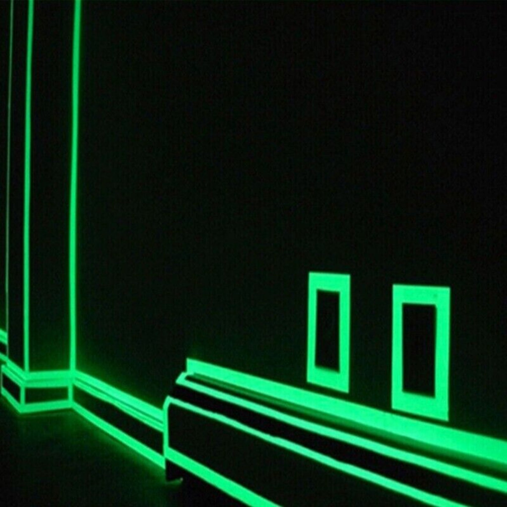 Beclen Harp 3MT Glow In The Dark Tape Thin Sticker Neon Light Safety Switch Green Halloween