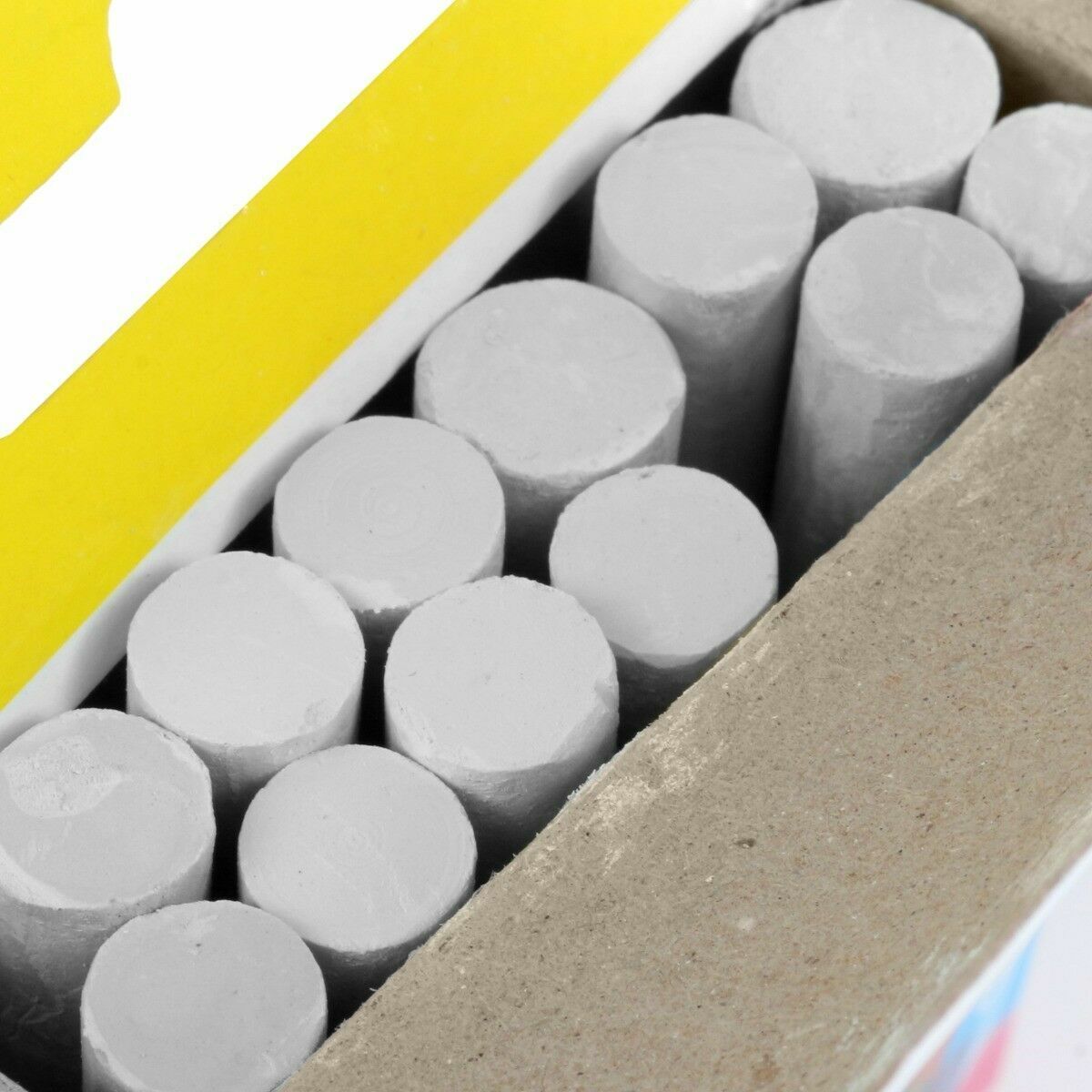Beclen Harp Pack of 12 White Artbox Chalks in Hanging Box - Use with blackboard