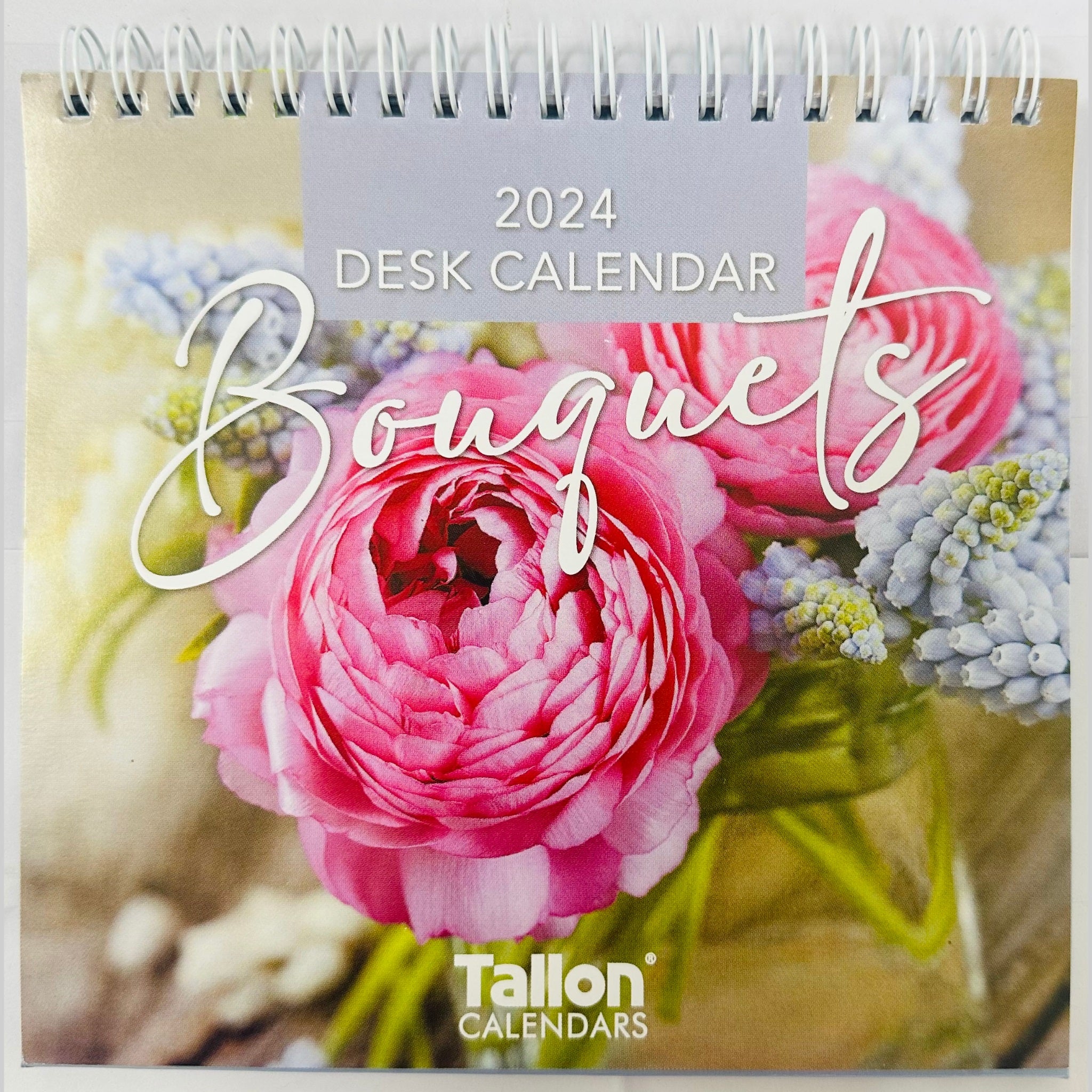 Beclen Harp 2024 Month To View Flip Over Desktop Calendar Flowers Floral Bouquet/ Home Office Table Work top Planner Organiser